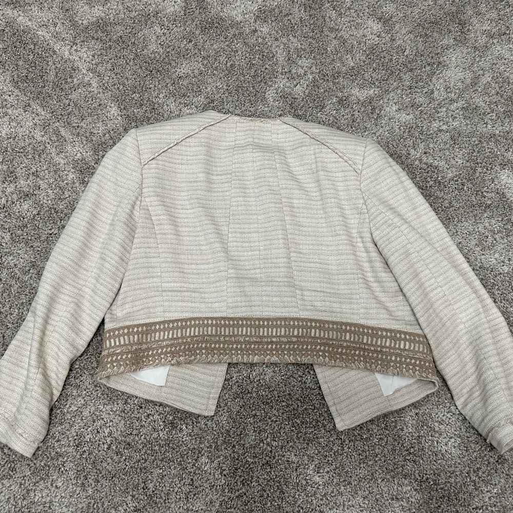 White House Black Market Beige Textured Blazer - Picture 3 of 5